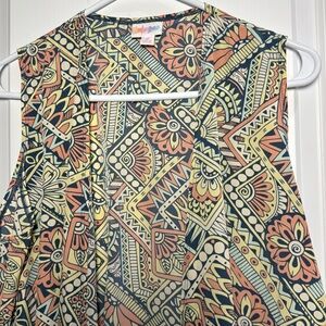 LuLaRoe Joy sleeveless jacket size M